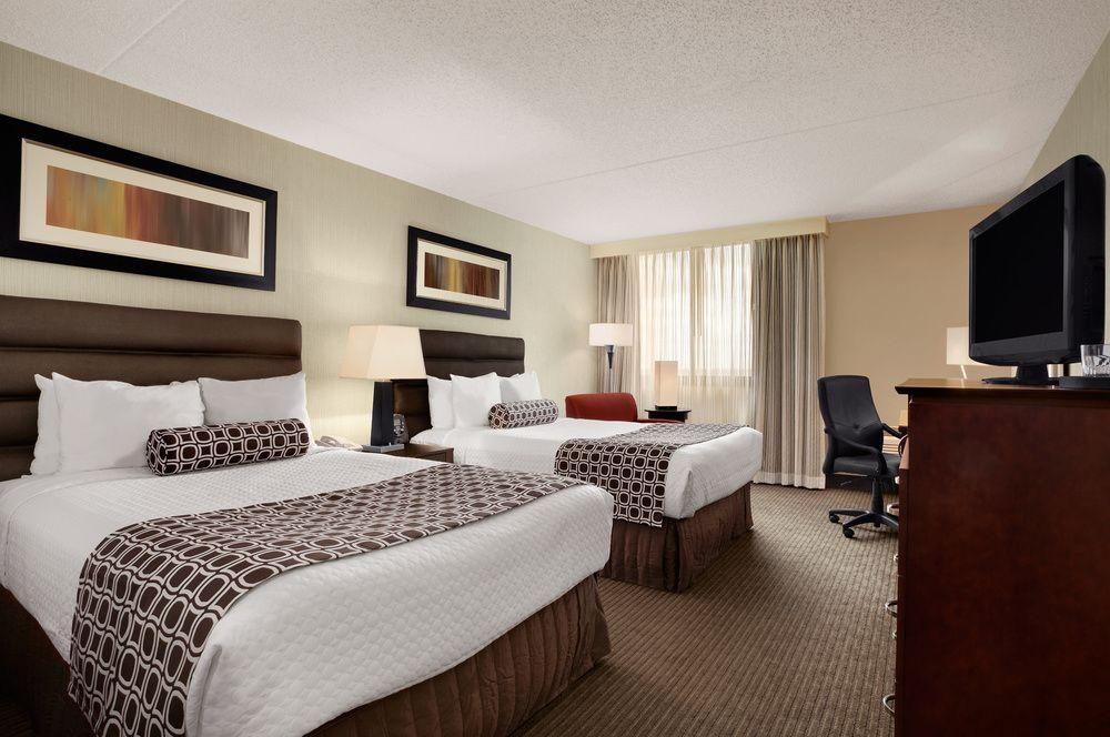 Hotel Crowne Plaza Columbus North - Worthington By Ihg Extérieur photo