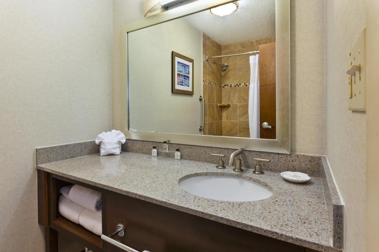 Hotel Crowne Plaza Columbus North - Worthington By Ihg Extérieur photo