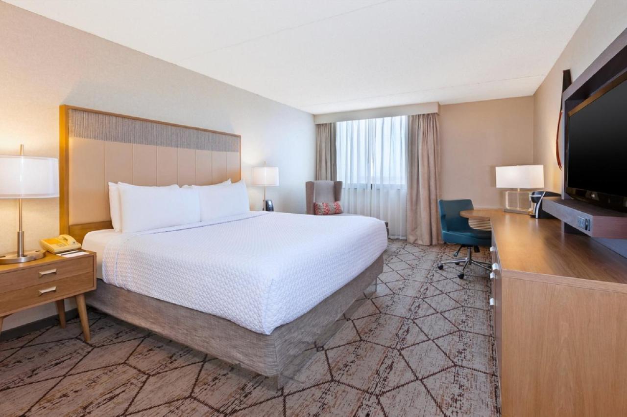 Hotel Crowne Plaza Columbus North - Worthington By Ihg Extérieur photo